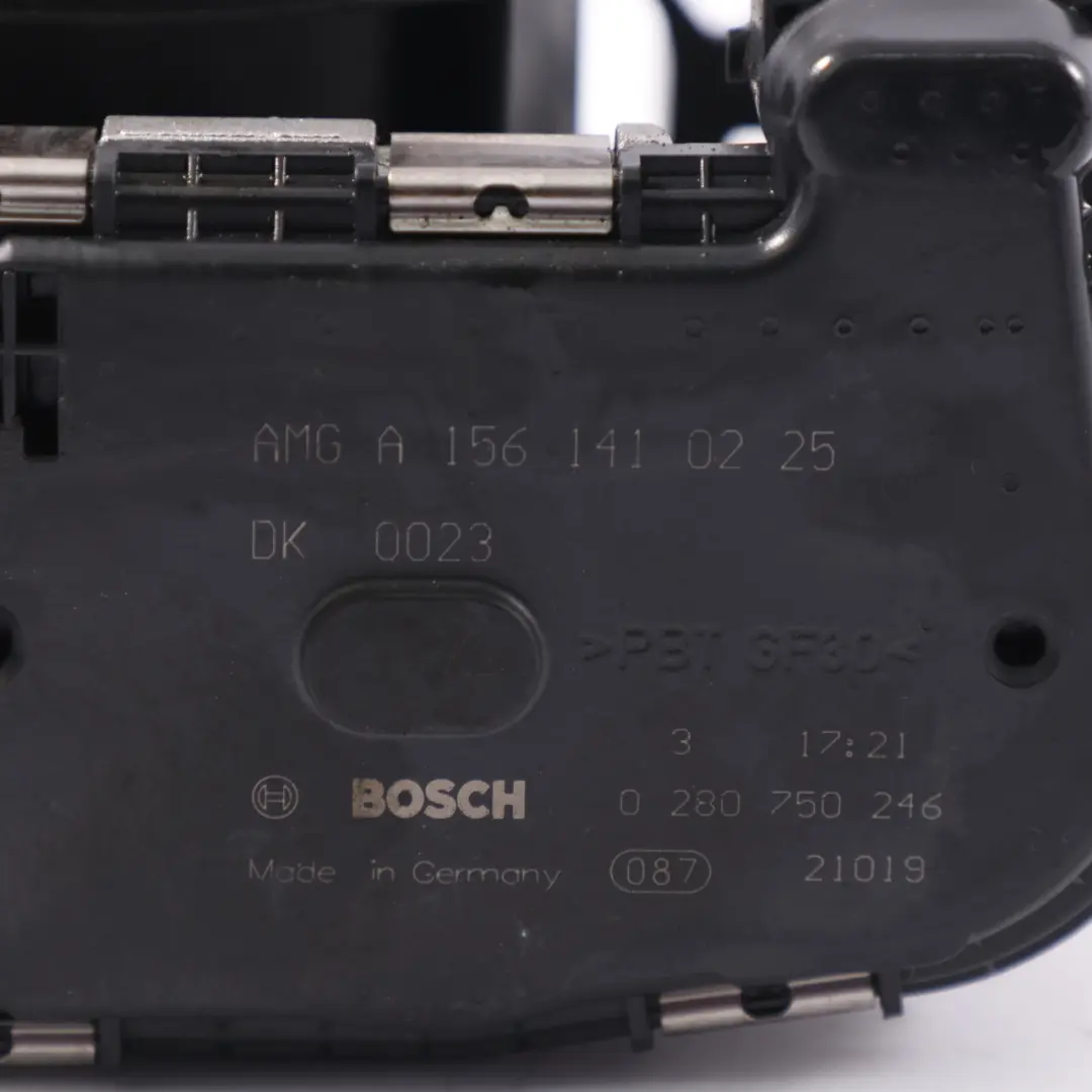  Corps de papillon Mercedes W204 W209 M156 moteur à essence - SKU A1561410225 - Numéro de pièce A1561410225