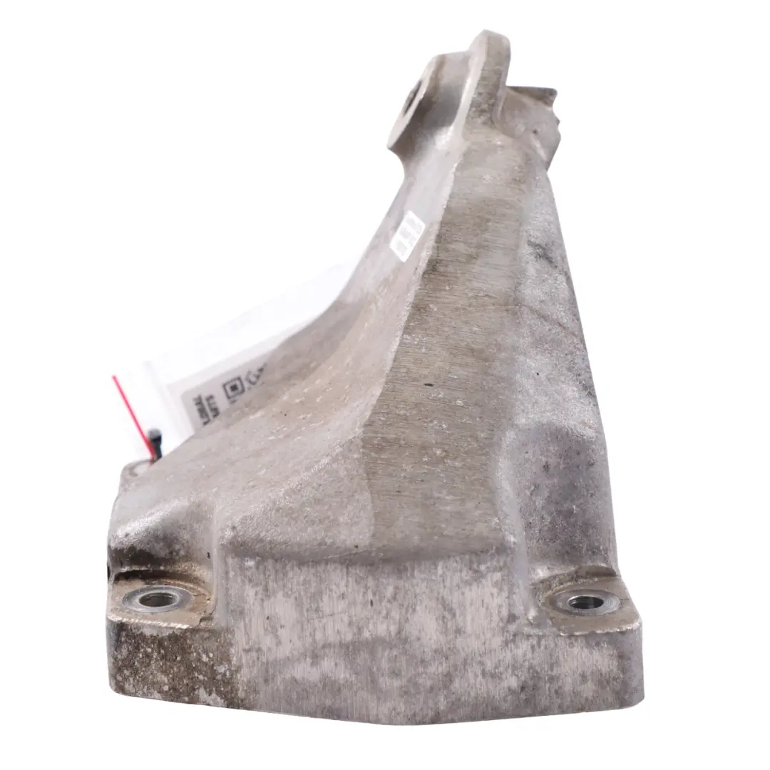 C63 AMG M156 Supporto Motore Destro per Mercedes W204 con numero di parte A1562232204 Mercedes W204 C63 AMG M156 Supporto Motore Destro - SKU A1562232204 - Numero di parte A1562232204