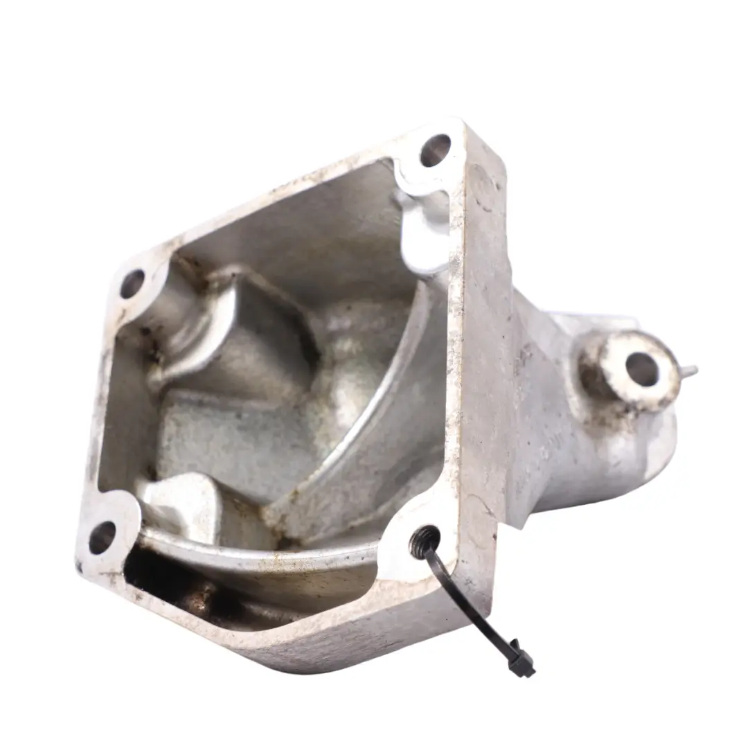 Motorhalterung Mercedes W204 M156 AMG Links Halterung A6422230604 für mit Teilenummer A1562232304 Motorhalterung Mercedes W204 M156 AMG Links Halterung A6422230604 - SKU A1562232304 - Teilenummer A1562232304