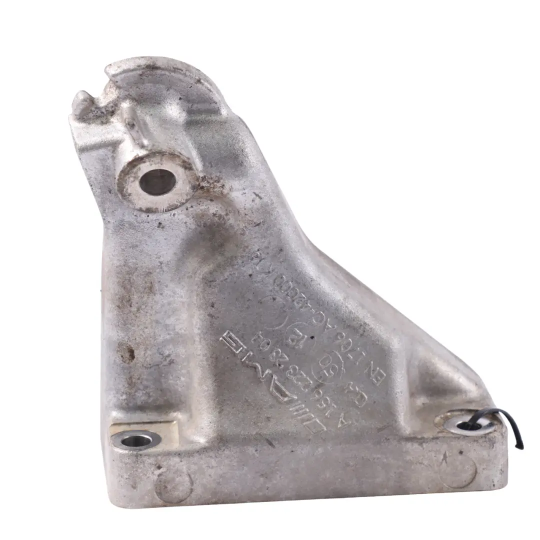 Motorhalterung Mercedes W204 M156 AMG Links Halterung A6422230604 für mit Teilenummer A1562232304 Motorhalterung Mercedes W204 M156 AMG Links Halterung A6422230604 - SKU A1562232304 - Teilenummer A1562232304