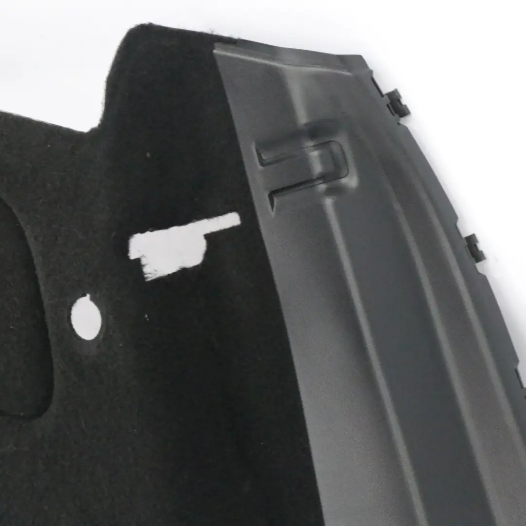 Rivestimento del pannello laterale destro nero per Mercedes X156 con numero di parte A1566906800 Mercedes X156 Rivestimento del pannello laterale destro nero - SKU A1566906800 - Numero di parte A1566906800