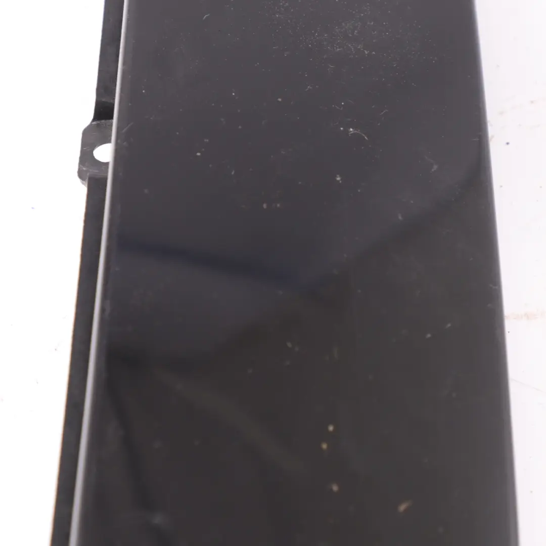 Listwa Osłona Słupka B Drzwi Lewa Czarna do Mercedes X156 o numerze A1567220328 Mercedes X156 Listwa Osłona Słupka B Drzwi Lewa Czarna - SKU A1567220328 - Numer Części A1567220328