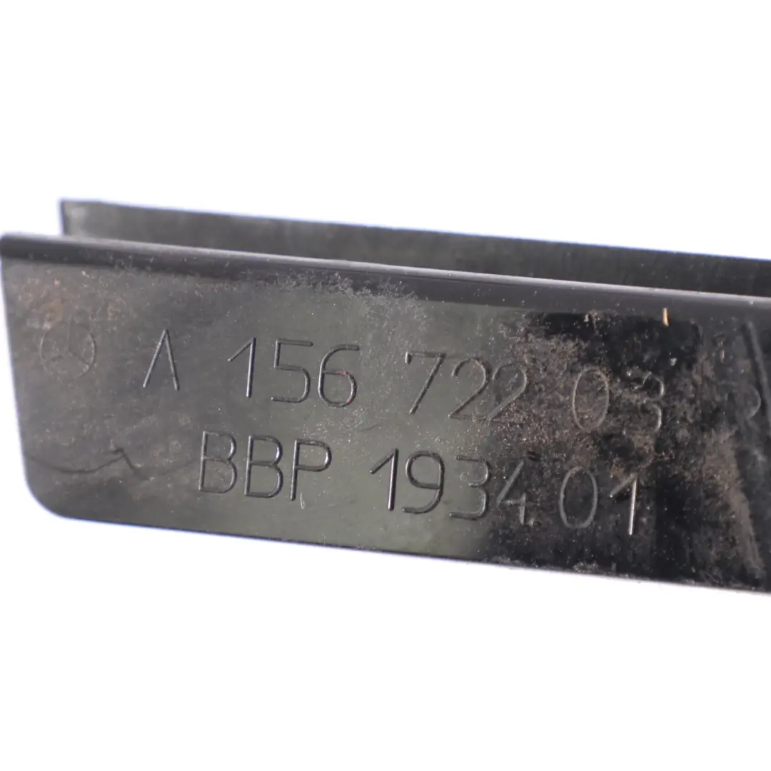 Embellecedor Pilar B Panel Izquierdo Negro para Mercedes X156 con número de pieza A1567220328 Mercedes X156 Embellecedor Pilar B Panel Izquierdo Negro - SKU A1567220328 - Número de pieza A1567220328