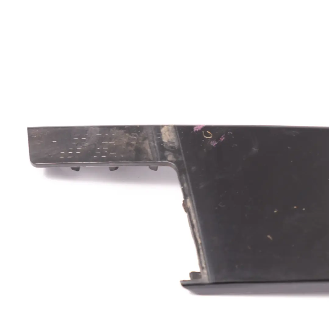 Mercedes X156 Embellecedor Pilar B Panel Izquierdo Negro - SKU A1567220328 - Número de pieza A1567220328