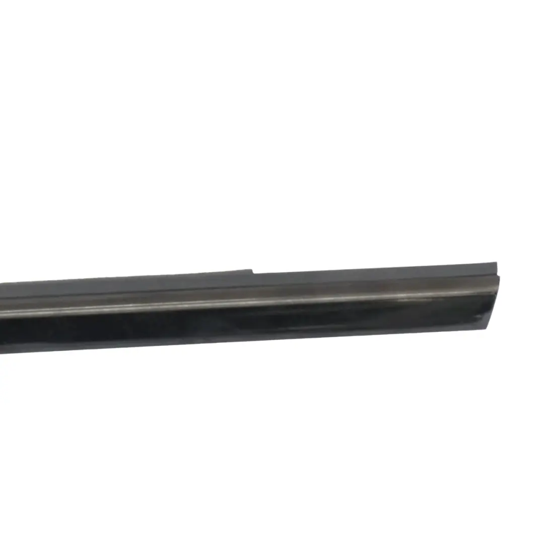Mercedes X156 Bandes De Vitrage Porte Avant Gauche Joint De Moule - SKU A1567250382 - Numéro de pièce A1567250382
