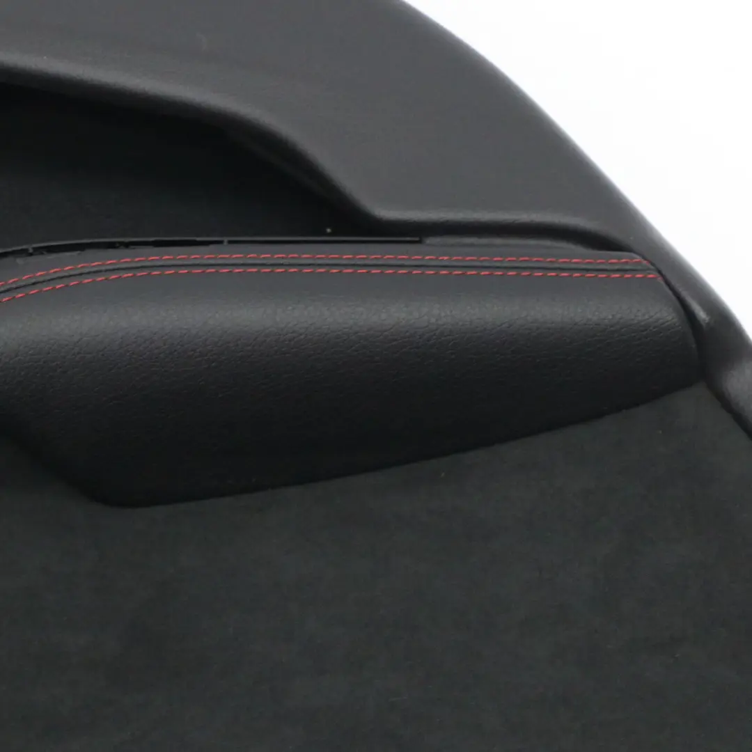 Couvercle De Carte De Porte Arrière Gauche Microfibre pour Mercedes X156 à propos du numéro de pièce A1567302300 Mercedes X156 Couvercle De Carte De Porte Arrière Gauche Microfibre - SKU A1567302300 - Numéro de pièce A1567302300