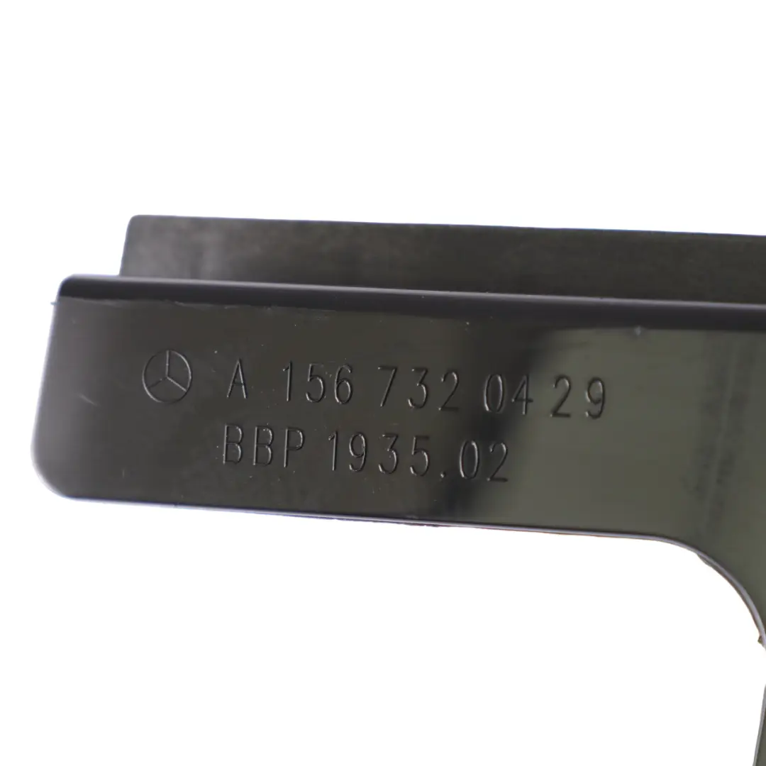 Modanatura montante della porta esterna posteriore destra per Mercedes GLA X156 B con numero di parte A1567320429 Mercedes GLA X156 B Modanatura montante della porta esterna posteriore destra - SKU A1567320429 - Numero di parte A1567320429