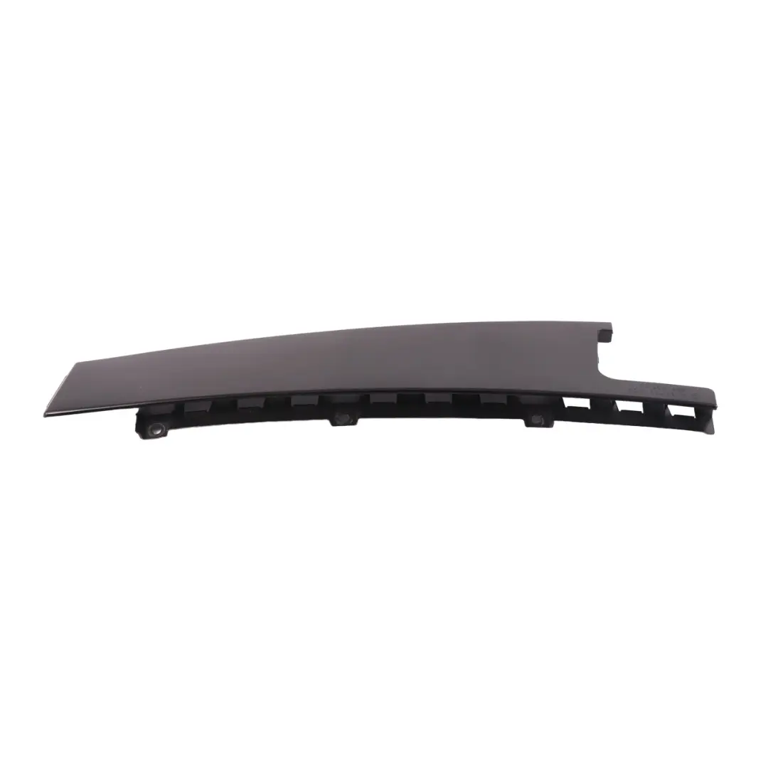 Pilar Exterior Puerta Trasera Derecha Moldura para Mercedes GLA X156 B con número de pieza A1567320429 Mercedes GLA X156 B Pilar Exterior Puerta Trasera Derecha Moldura - SKU A1567320429 - Número de pieza A1567320429