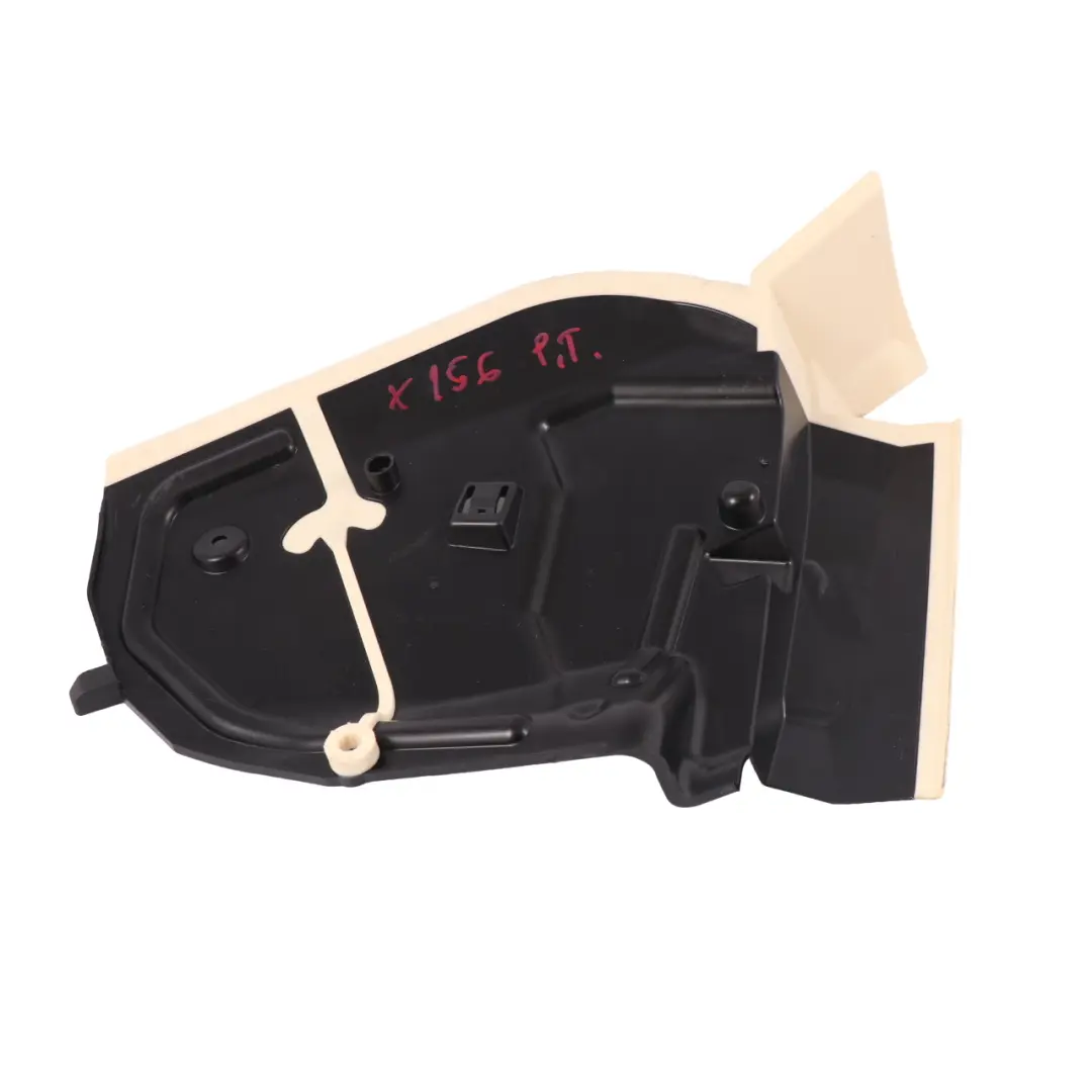 Canal drenaje de agua de la puerta trasera derecha para Mercedes GLA X156 con número de pieza A1567320800 Mercedes GLA X156 Canal drenaje de agua de la puerta trasera derecha - SKU A1567320800 - Número de pieza A1567320800