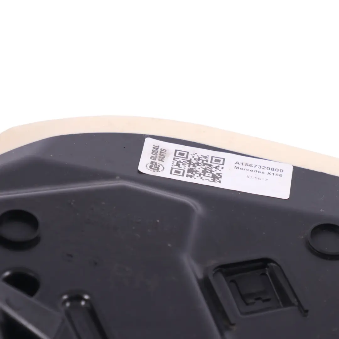 Canal drenaje de agua de la puerta trasera derecha para Mercedes GLA X156 con número de pieza A1567320800 Mercedes GLA X156 Canal drenaje de agua de la puerta trasera derecha - SKU A1567320800 - Número de pieza A1567320800