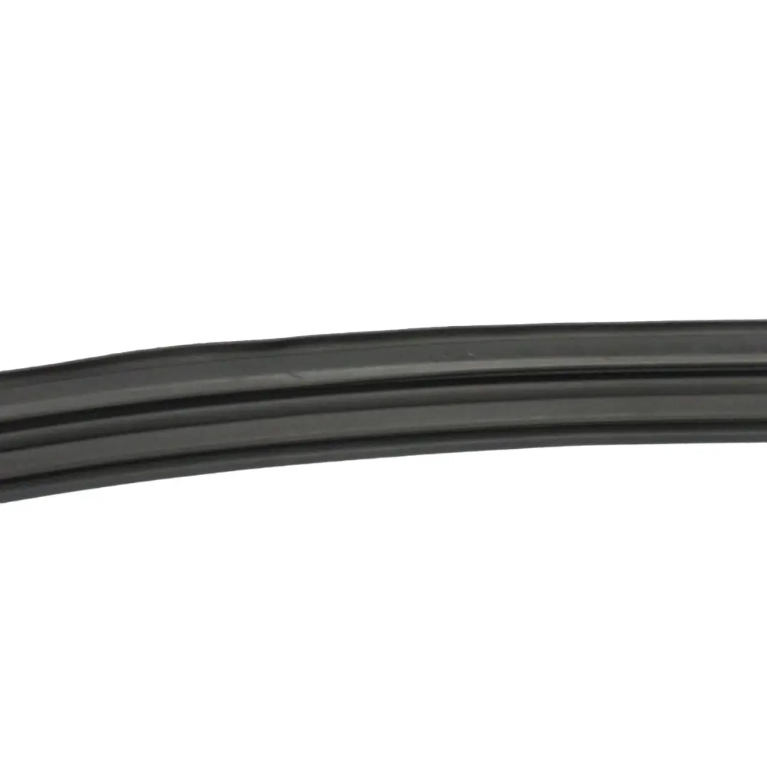 Mercedes GLA X156 Joint Porte Guide Fenêtre Rail Arrière Droit Joint - SKU A1567350225 - Numéro de pièce A1567350225