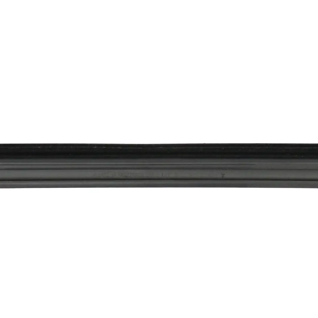 Mercedes GLA X156 Guarnizione Binario Finestra Interna Porta Posteriore Destra - SKU A1567350565 - Numero di parte A1567350565