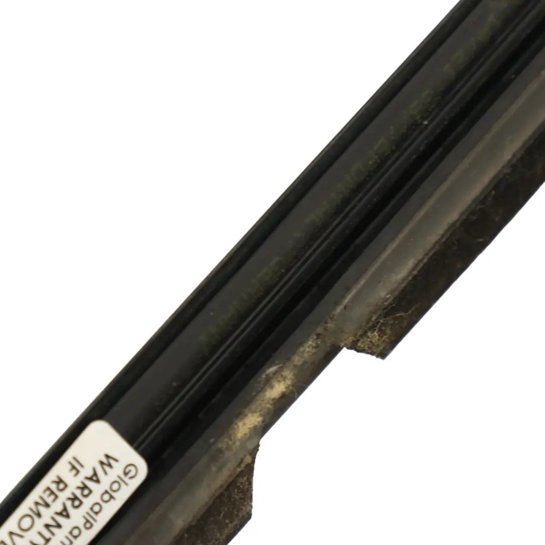 Fensterleiste Trim Tür hinten links Formteil Dichtung für Mercedes X156 mit Teilenummer A1567351100 Mercedes X156 Fensterleiste Trim Tür hinten links Formteil Dichtung - SKU A1567351100 - Teilenummer A1567351100