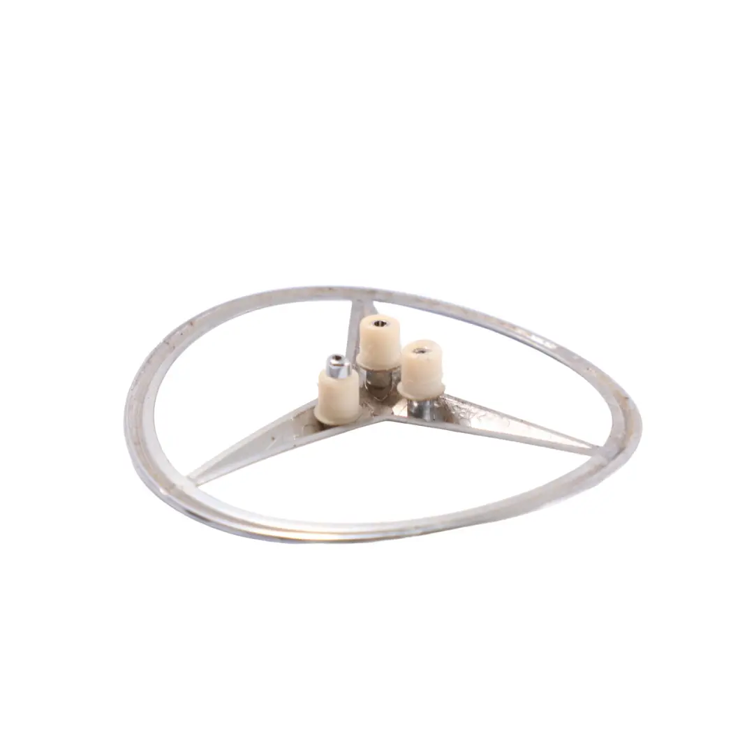 Emblema Coperchio portellone posteriore Distintivo per Mercedes GLA X156 con numero di parte A1568170016 Mercedes GLA X156 Emblema Coperchio portellone posteriore Distintivo - SKU A1568170016 - Numero di parte A1568170016