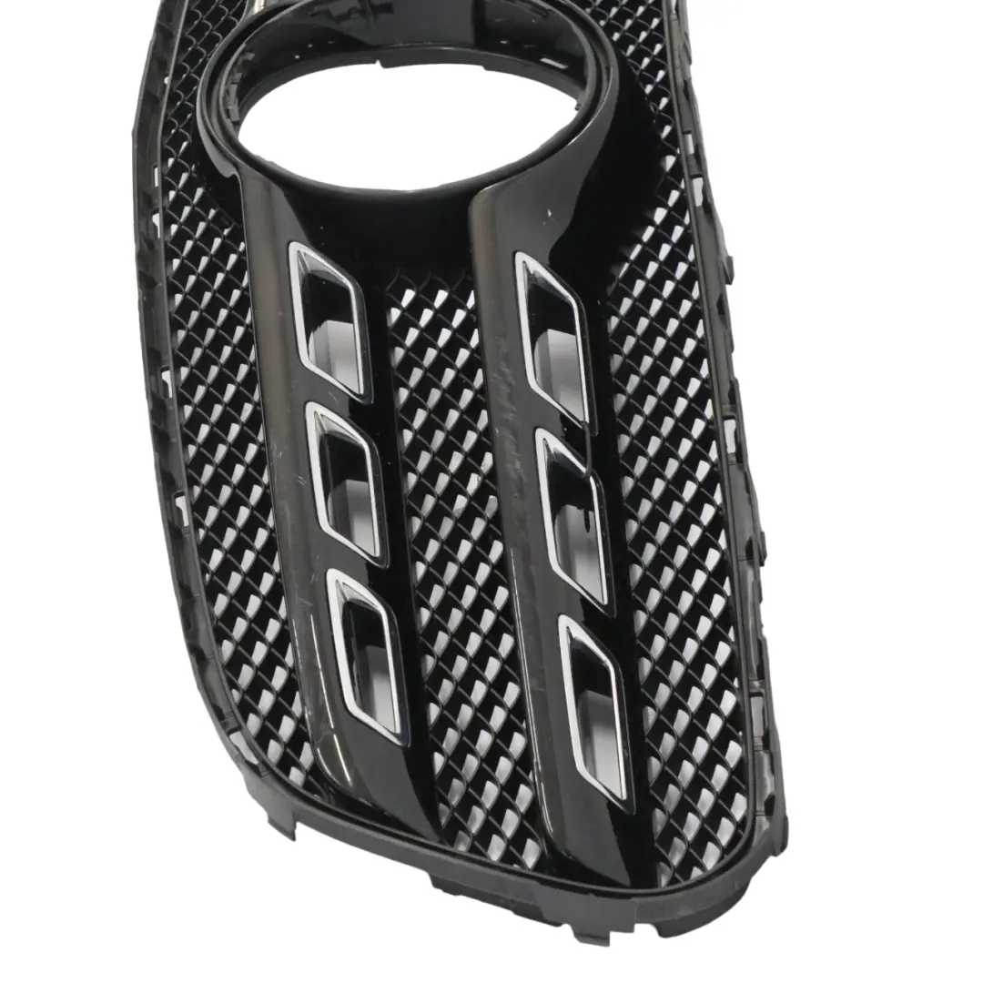 Mercedes X156 Radiateur Grille Avant Support - SKU A1568806400 - Numéro de pièce A1568806400