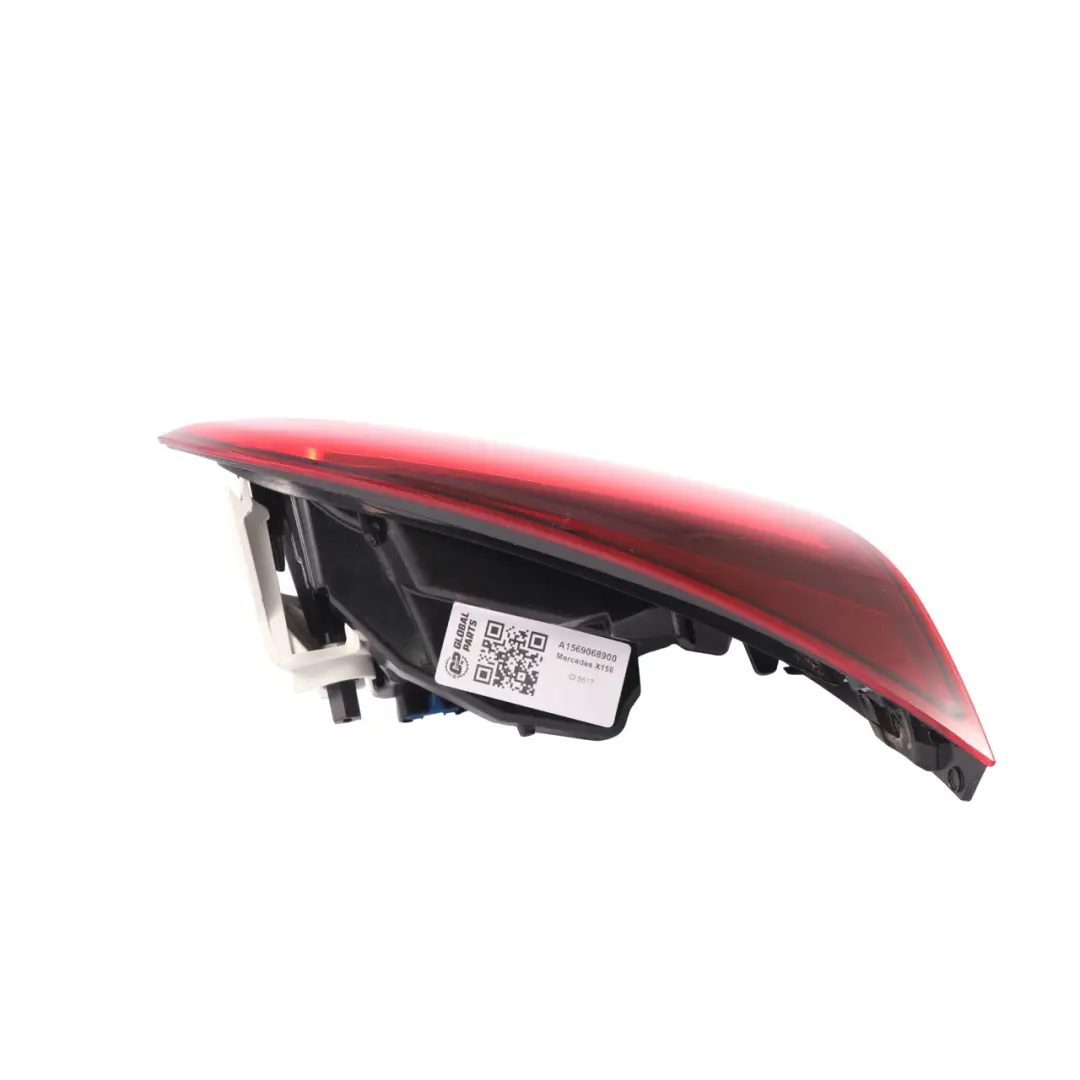 Mercedes GLA X156 Fanale posteriore interno sinistro LED - SKU A1569068900 - Numero di parte A1569068900
