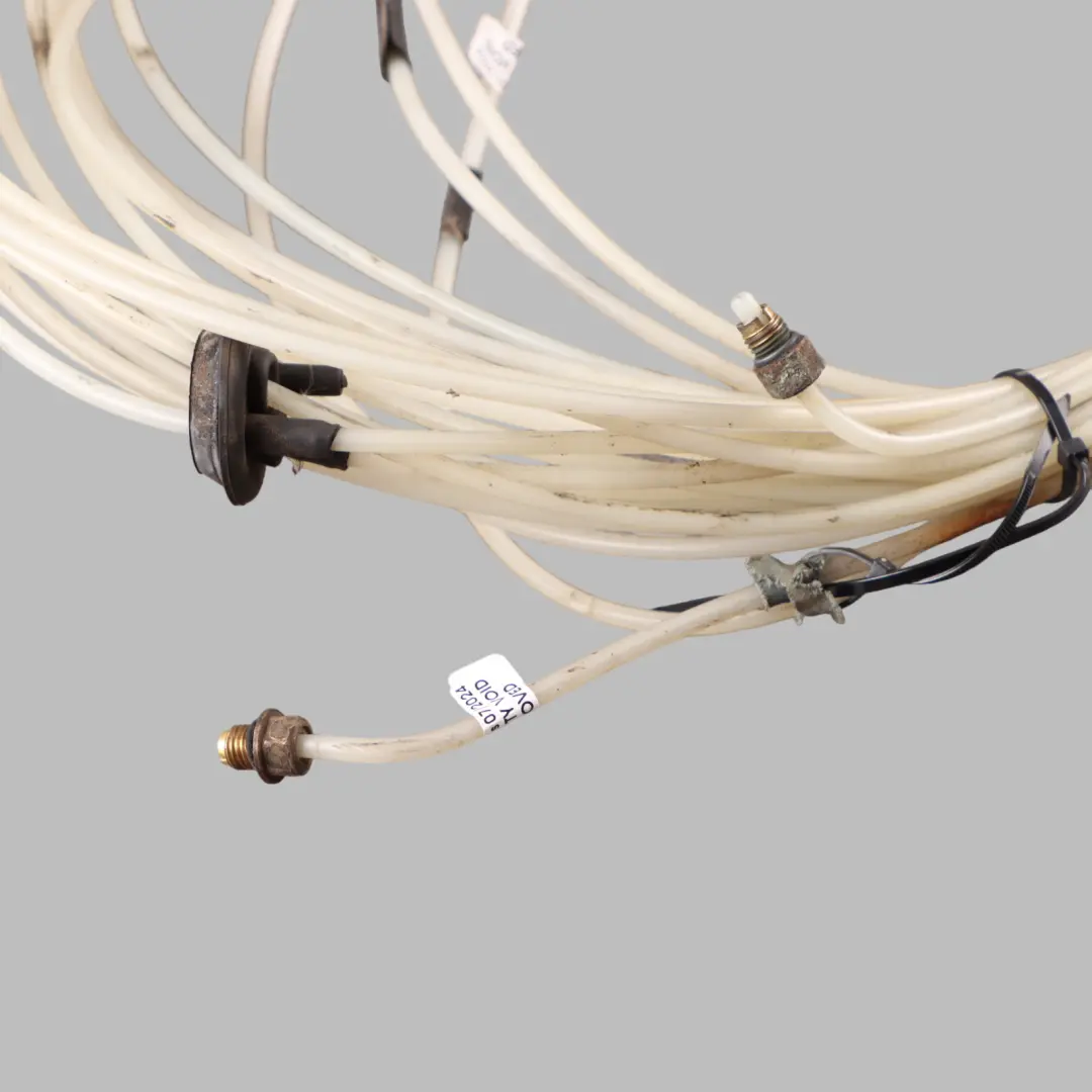 Airmatic Suspension Cable Pipe Line Kit Set to Mercedes W164 Air with Part number A1643271145 Mercedes W164 Air Airmatic Suspension Cable Pipe Line Kit Set - SKU A1643271145-1 - Part number A1643271145