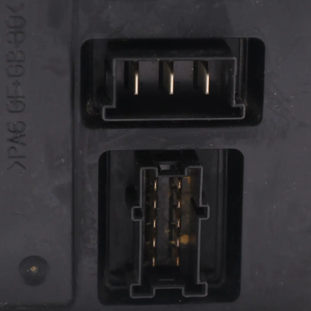 SAM Módulo Unidad de Control del Lado del Pasajero A1645402501 para Mercedes ML W164 con número de pieza A1645458532 Mercedes ML W164 SAM Módulo Unidad de Control del Lado del Pasajero A1645402501 - SKU A1645458532 - Número de pieza A1645458532