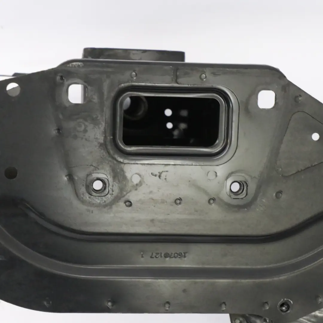 Soporte faro delantero derecho Soporte de faro para Mercedes ML W164 con número de pieza A1646200491 Mercedes ML W164 Soporte faro delantero derecho Soporte de faro - SKU A1646200491 - Número de pieza A1646200491