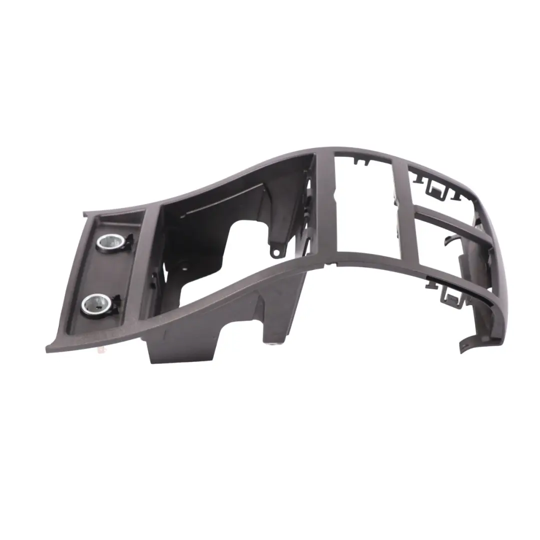 Osłona Tylnej Konsoli Czarna do Mercedes ML W164 o numerze A1646800507 Mercedes ML W164 Osłona Tylnej Konsoli Czarna - SKU A1646800507-2 - Numer Części A1646800507