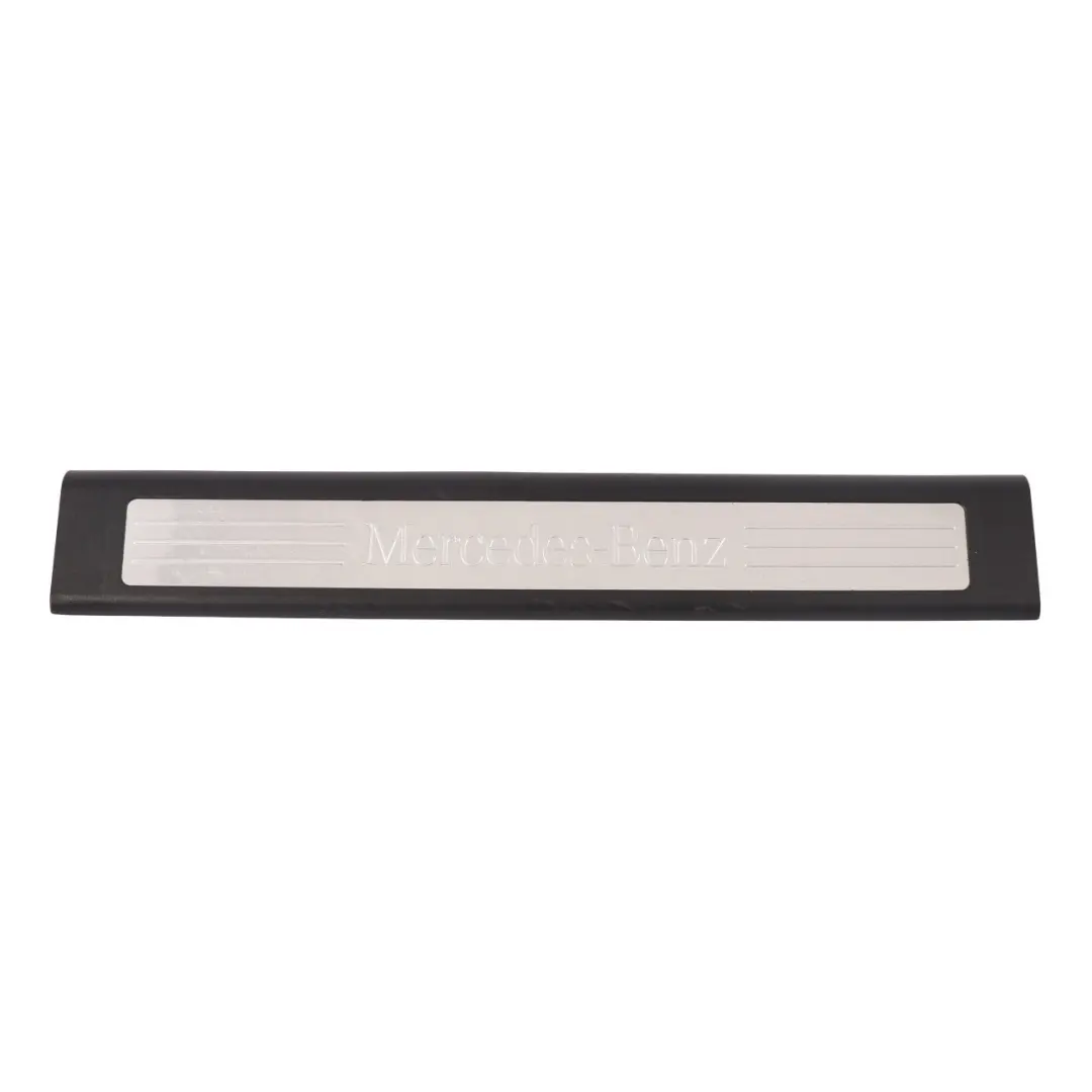 Mercedes W164 Baguette de seuil de porte avant gauche Cache d'entrée - SKU A1646803335 - Numéro de pièce A1646803335