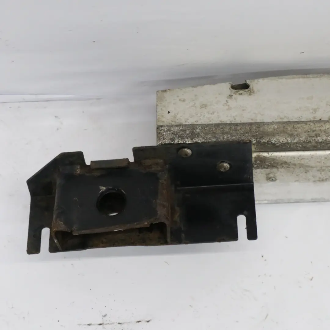  Porta faldones Mercedes W164 ML Izquierda Estribo Puerta Escalón Placa Entrada - SKU A1646900510-1 - Número de pieza A1646900510