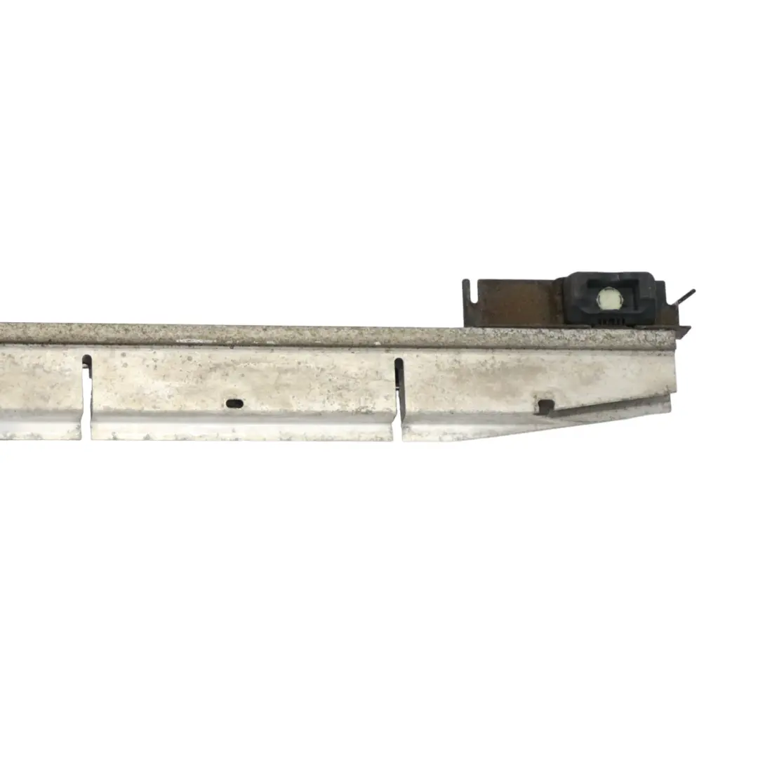  Porta faldones Mercedes W164 ML Derecho Estribo de puerta Placa entrada Soporte - SKU A1646900610-1 - Número de pieza A1646900610