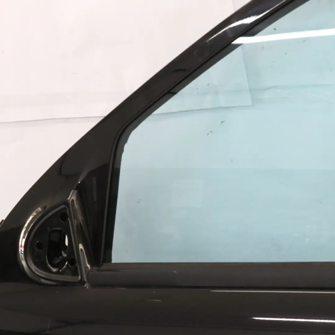 Mercedes W164 Tür vorne links Obsidianschwarz Obsidian Black Metallic - 197 - SKU A1647200105-OB - Teilenummer A1647200105