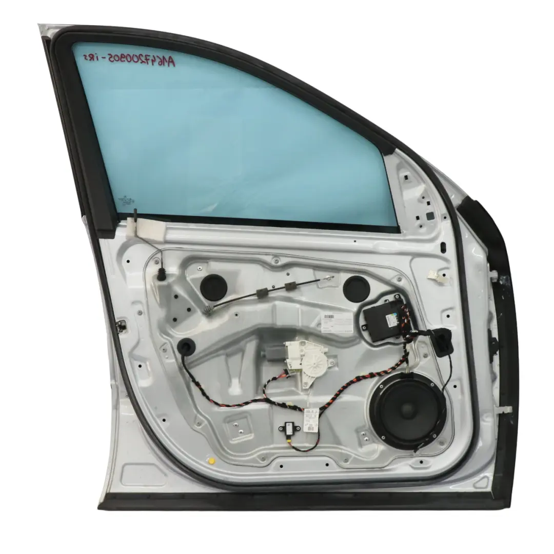Porta anteriore sinistra Iridium Silber Bright Silver - 775 per Mercedes ML W164 con numero di parte A1647200905 Mercedes ML W164 Porta anteriore sinistra Iridium Silber Bright Silver - 775 - SKU A1647200905-IRS - Numero di parte A1647200905