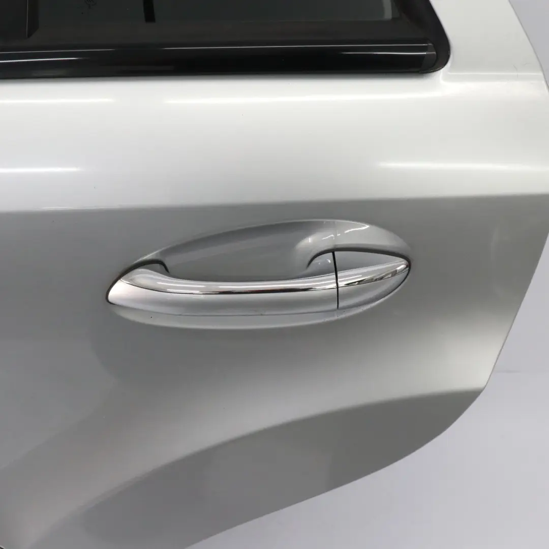 Mercedes ML W164 Porte Arrière Gauche Argent Iridium Métallisé - 775 - SKU A1647300705-IRS1 - Numéro de pièce A1647300705