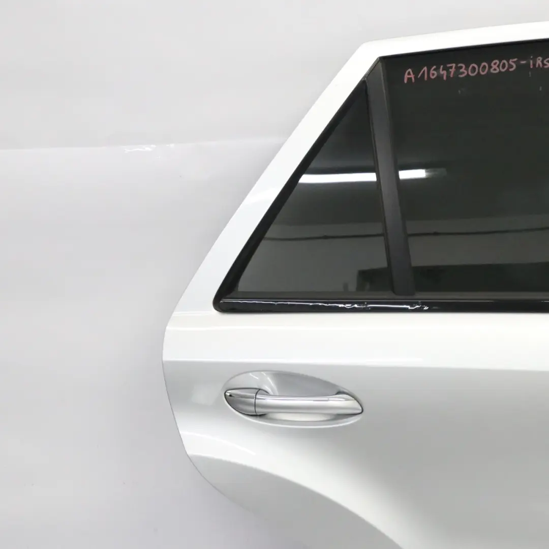 Mercedes ML W164 Door Rear Right O/S Iridium Silber Silver Metallic - 775 - SKU A1647300805-IRS1 - Part number A1647300805