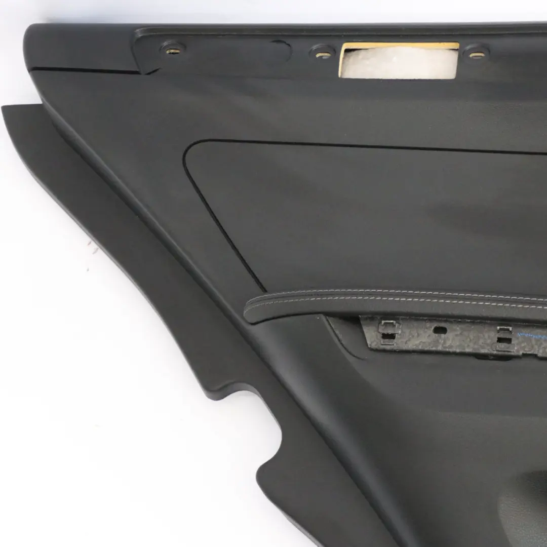 Mercedes ML W164 Panneau de carte de porte arrière gauche Noir - SKU A1647301370-1 - Numéro de pièce A1647301370