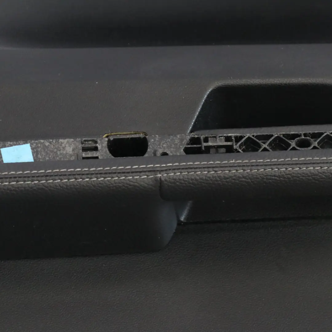 Mercedes ML W164 Panneau de carte de porte arrière droit noir - SKU A1647301470 - Numéro de pièce A1647301470