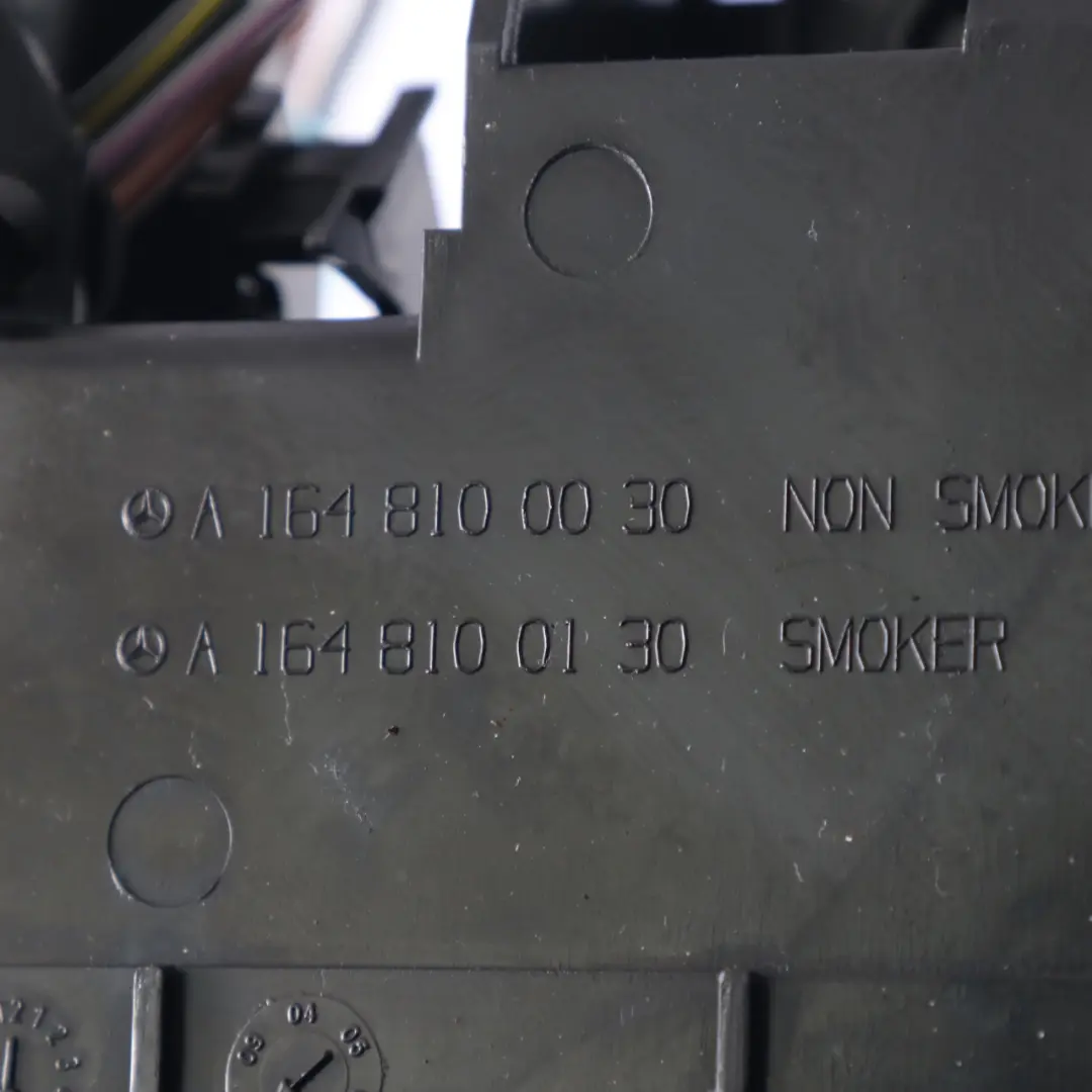 salpicadero almacenamiento cenicero bandeja no fumador consola para Mercedes W164 con número de pieza A1648100030 Mercedes W164 salpicadero almacenamiento cenicero bandeja no fumador consola - SKU A1648100030-3 - Número de pieza A1648100030