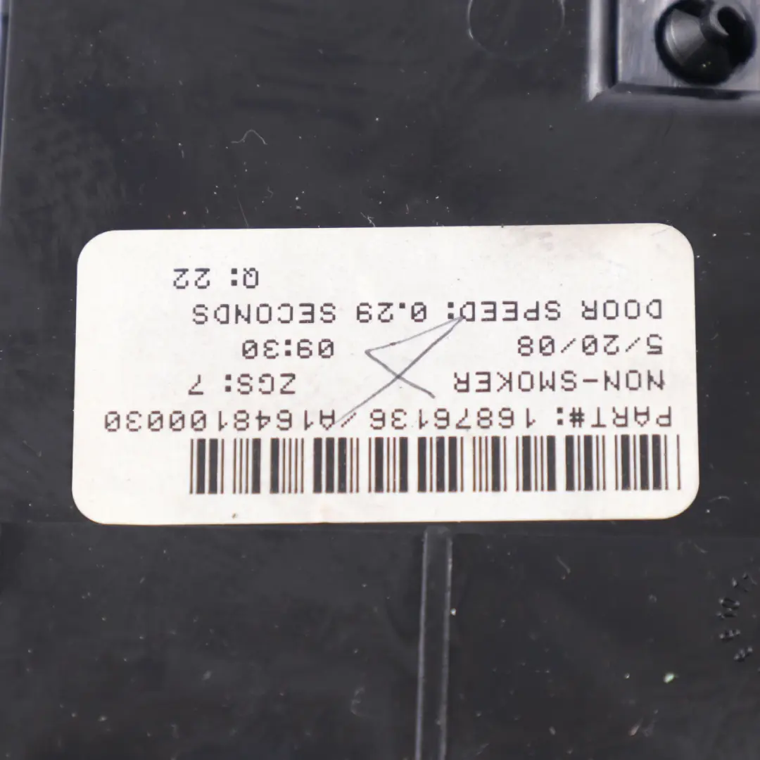 Mercedes W164 Cendrier de tableau de bord Console Non Fumeur - SKU A1648100030-3 - Numéro de pièce A1648100030
