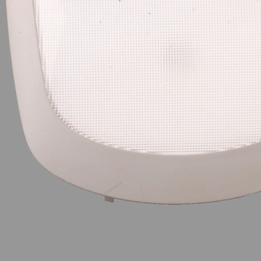 Wewnętrzna Lampka Oświetlenie Kabiny ORG do Mercedes W164 o numerze A1648200023 Mercedes W164 Wewnętrzna Lampka Oświetlenie Kabiny ORG - SKU A1648200023 - Numer Części A1648200023