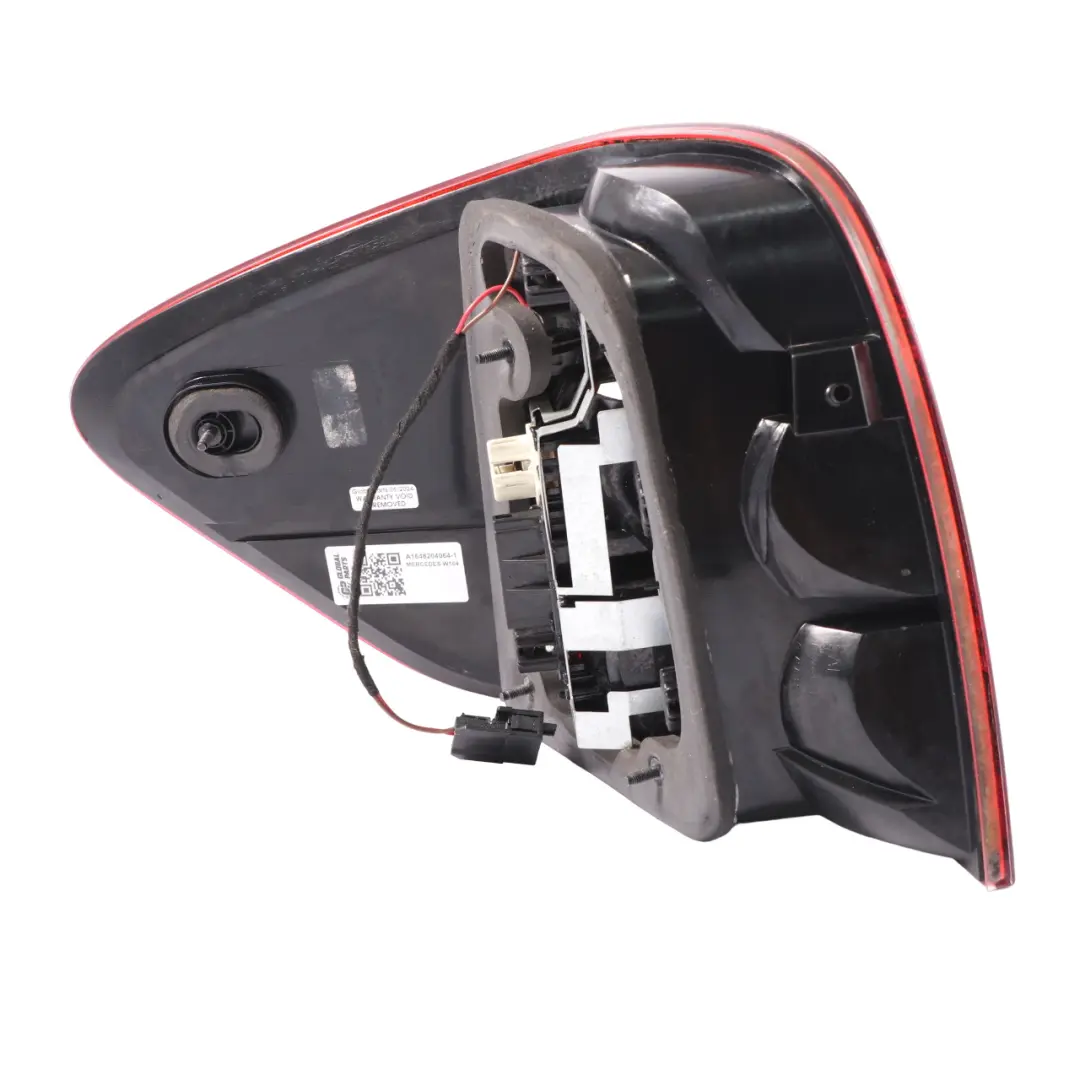 Mercedes ML W164 Lampe Arrière Droite Light Side Panel - SKU A1648204064-1 - Numéro de pièce A1648204064