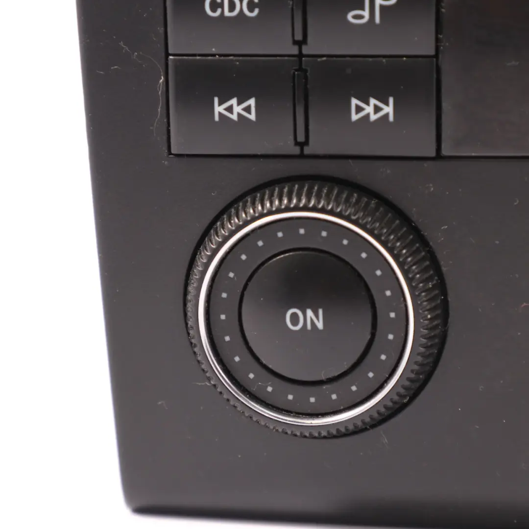 Audio 20 Stereo Radio CD Radioodtwarzacz do Mercedes ML W164 o numerze A1648209289 Mercedes ML W164 Audio 20 Stereo Radio CD Radioodtwarzacz - SKU A1648209289-1 - Numer Części A1648209289