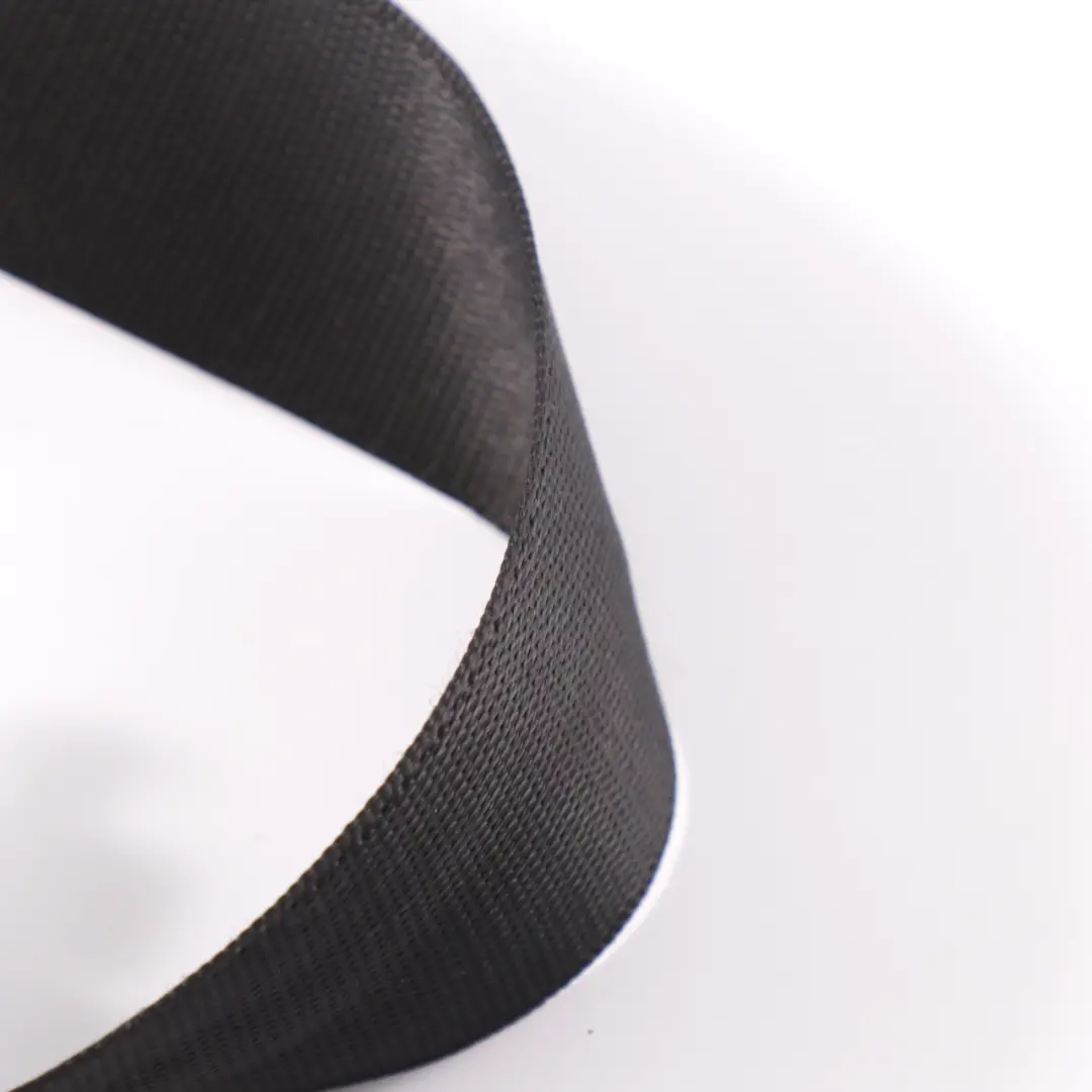 Ceinture de sécurité arrière gauche Noir pour Mercedes ML W164 à propos du numéro de pièce A1648600385 Mercedes ML W164 Ceinture de sécurité arrière gauche Noir - SKU A1648600385-2 - Numéro de pièce A1648600385