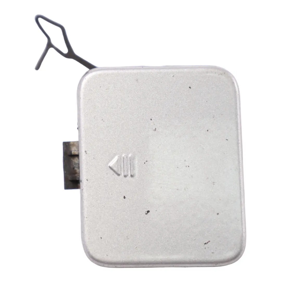 Paraurti anteriore Copertura gancio di traino Iridium Silver per Mercedes W164 con numero di parte A1648850023 Mercedes W164 Paraurti anteriore Copertura gancio di traino Iridium Silver - SKU A1648850023-IRS - Numero di parte A1648850023