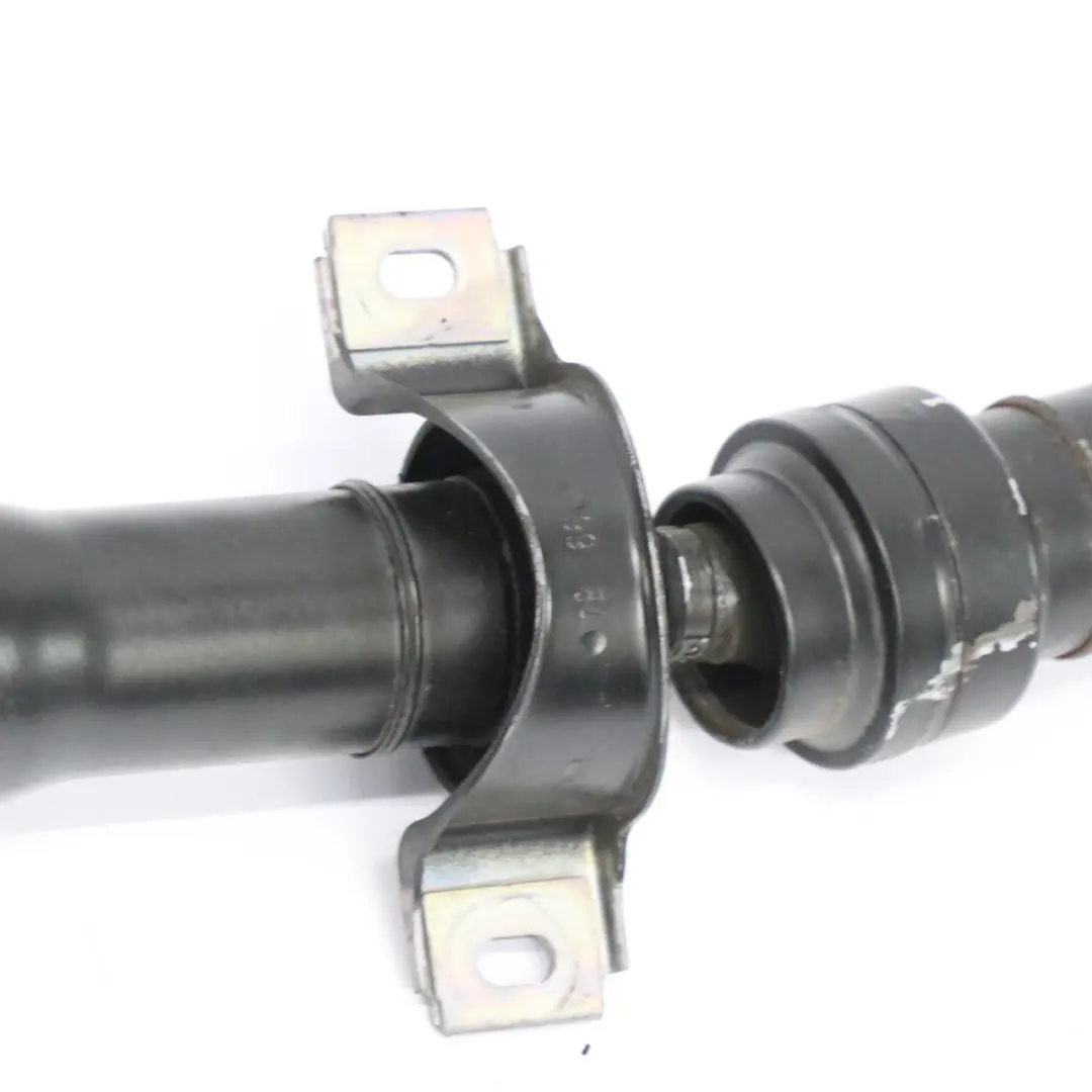 Arbre transmission avant Transmission Automatique pour Mercedes C292 à propos du numéro de pièce A1664109700 Mercedes C292 Arbre transmission avant Transmission Automatique - SKU A1664109700 - Numéro de pièce A1664109700