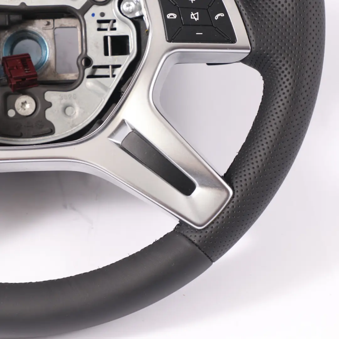 Mercedes W166 Kierownica NOWA Czarna Skóra Multifunkcja Łopatki - SKU A1664609603-1 - Numer Części A1664609603