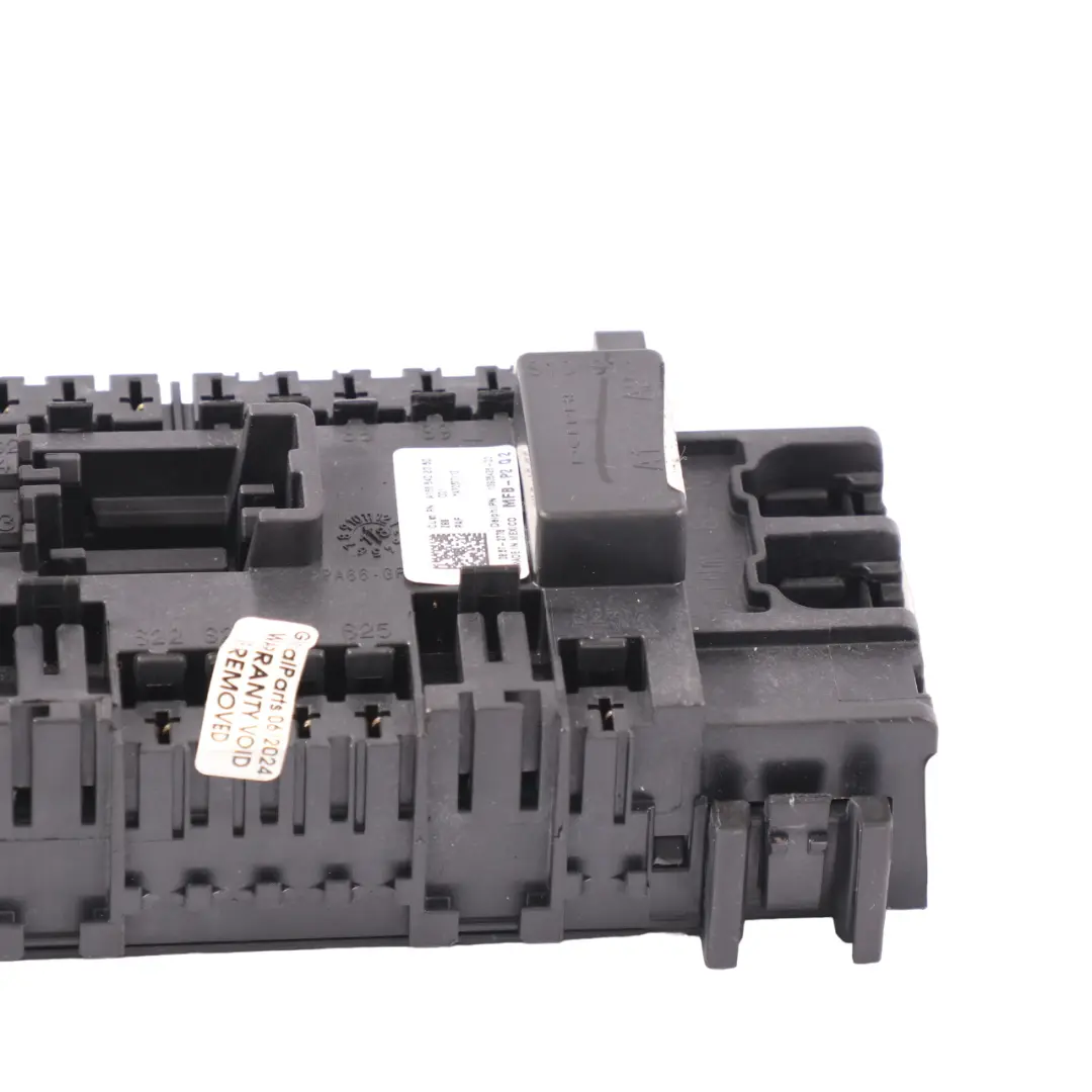Fuse Box Mercedes GLE W166 C292 W463 Relay Control Unit Module to with Part number A1665402350 Fuse Box Mercedes GLE W166 C292 W463 Relay Control Unit Module - SKU A1665402350 - Part number A1665402350