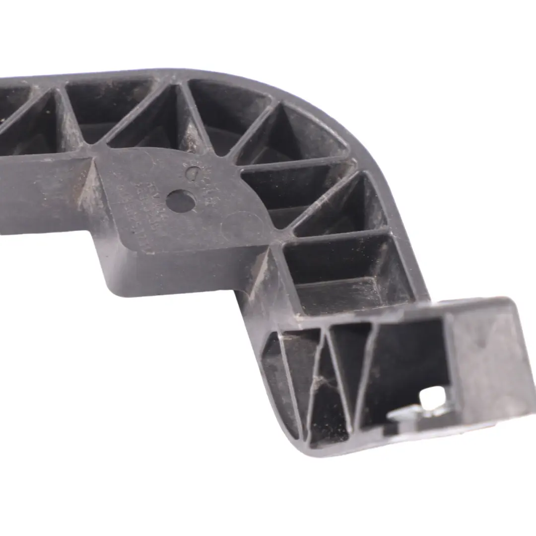 Pare Chocs Support de Radiateur Avant Droit pour Mercedes C292 à propos du numéro de pièce A1666263731 Mercedes C292 Pare Chocs Support de Radiateur Avant Droit - SKU A1666263731 - Numéro de pièce A1666263731