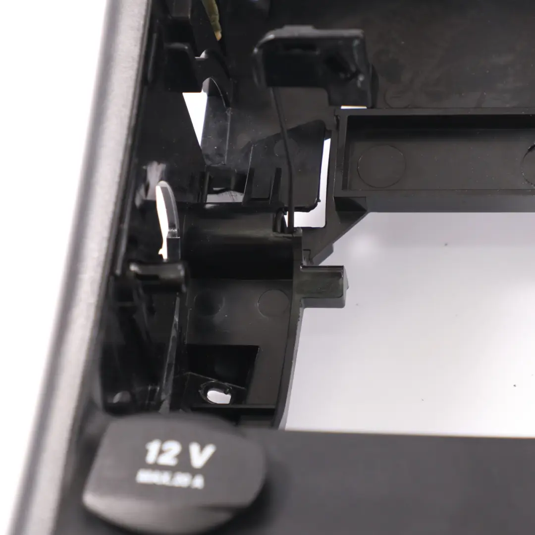 Consolle centrale posteriore Copri bocchetta daria per Mercedes GLE C292 con numero di parte A1666807003 Mercedes GLE C292 Consolle centrale posteriore Copri bocchetta daria - SKU A1666807003 - Numero di parte A1666807003