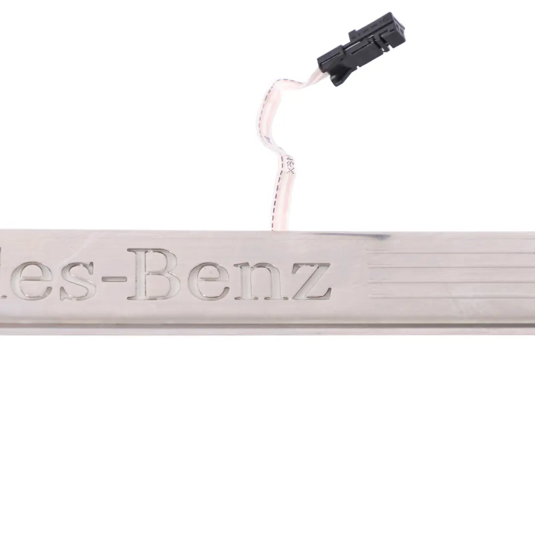  Bande seuil Mercedes W166 C292 Avant Gauche Illuminé - SKU A1666808600 - Numéro de pièce A1666808600