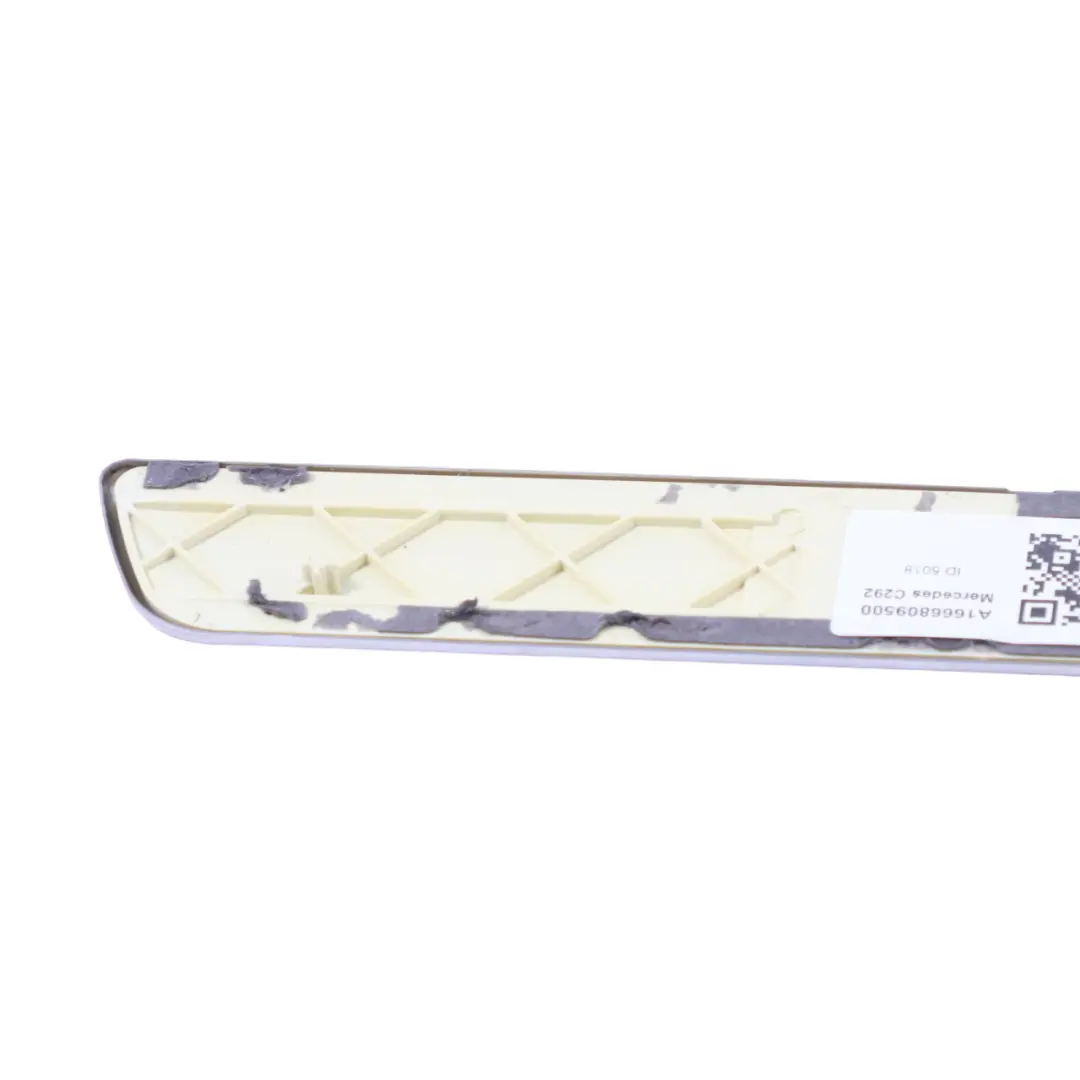 Bande seuil Mercedes W166 C292 Avant Droite Illuminé pour à propos du numéro de pièce A1666809500 Bande seuil Mercedes W166 C292 Avant Droite Illuminé - SKU A1666809500 - Numéro de pièce A1666809500