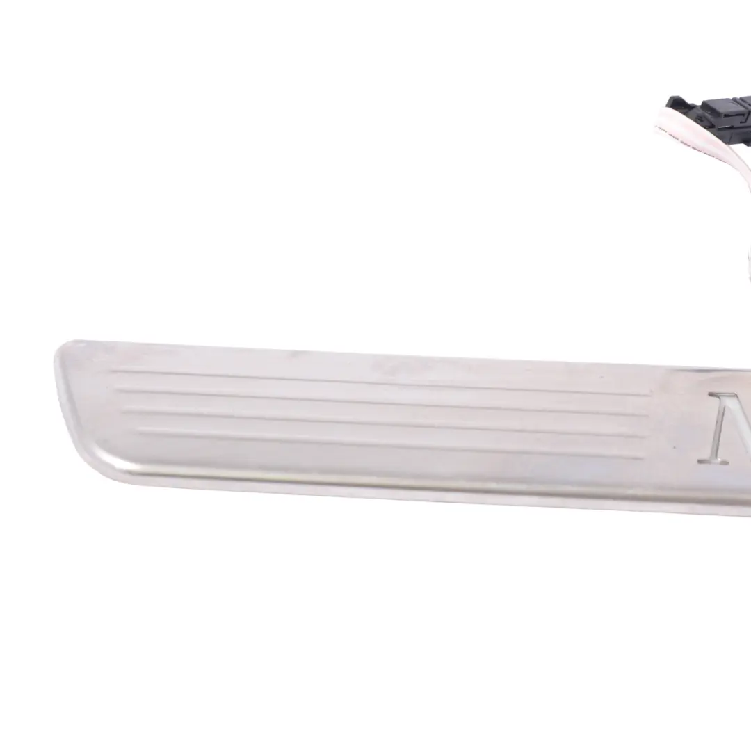 Listón umbral entrada Mercedes W166 C292 Delantero Derecho Iluminado para con número de pieza A1666809500 Listón umbral entrada Mercedes W166 C292 Delantero Derecho Iluminado - SKU A1666809500 - Número de pieza A1666809500