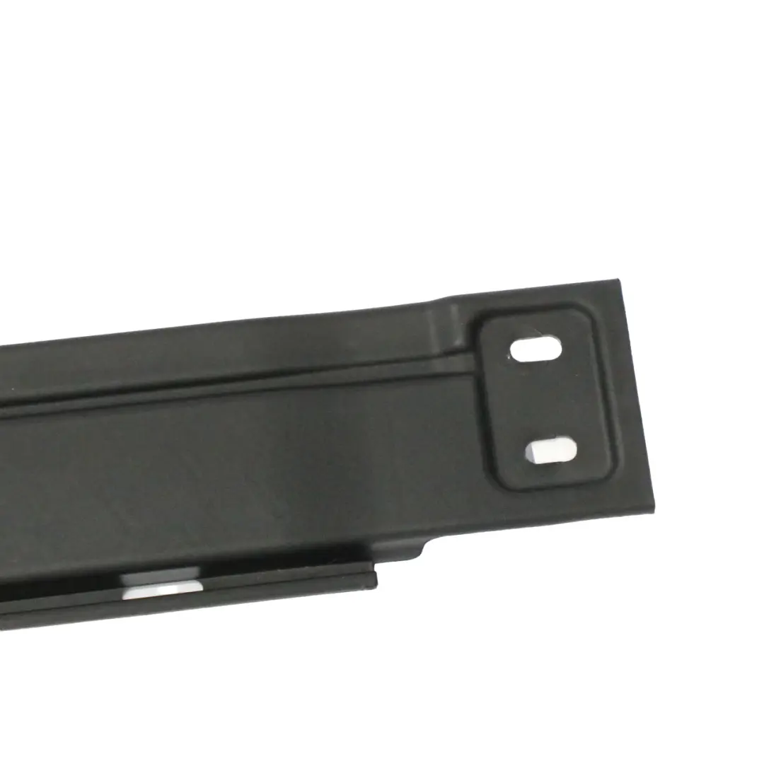 Koffer Raum Deckel Zierleiste Leiste Links für Mercedes GLE C292 mit Teilenummer A1666842700 Mercedes GLE C292 Koffer Raum Deckel Zierleiste Leiste Links - SKU A1666842700 - Teilenummer A1666842700