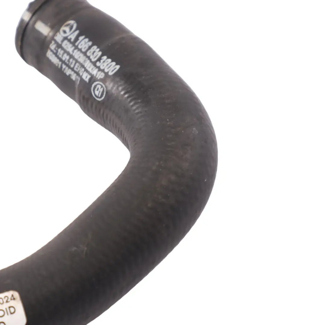 Tuyau Liquide Mercedes GLE W166 C292 OM642 Conduite Refroidissement  - SKU A1668303800 - Numéro de pièce A1668303800